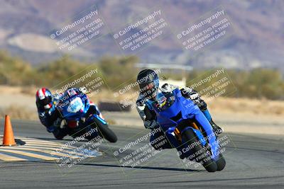 media/Jan-09-2022-SoCal Trackdays (Sun) [[2b1fec8404]]/Turn 14 (10am)/